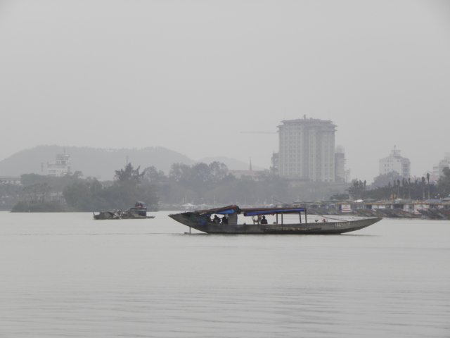 vietnam2010hu18.jpg