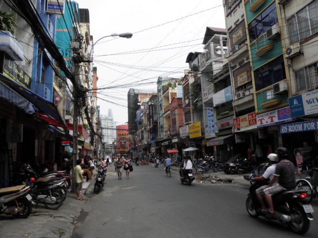vietnam2010saigon.jpg