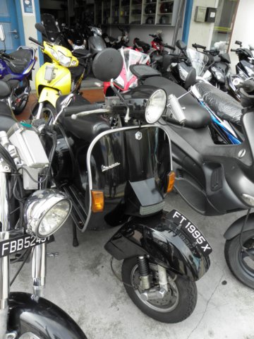 vietnam2010singapore27.jpg