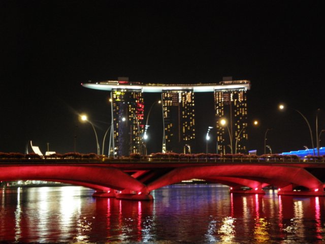 vietnam2010singapore84.jpg